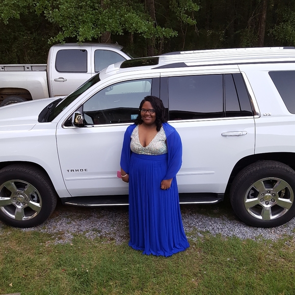 Formal Dress - Picture 5 of 8